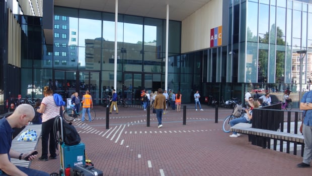 Gebouwen REC-A/B/C/D dicht door stroomstoring